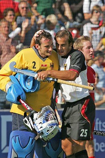 © Herbert Bohlscheid  www.sportfoto.tv und Wolfgang Quednau  www.hockeyimage.net